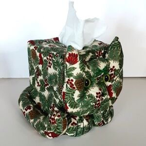 Christmas CAT Tissue Box Holder Green & Red Holly